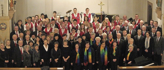 Die Mitwirkenden des Kirchenkonzerts in Hartheim   | Foto: Otmar Faller