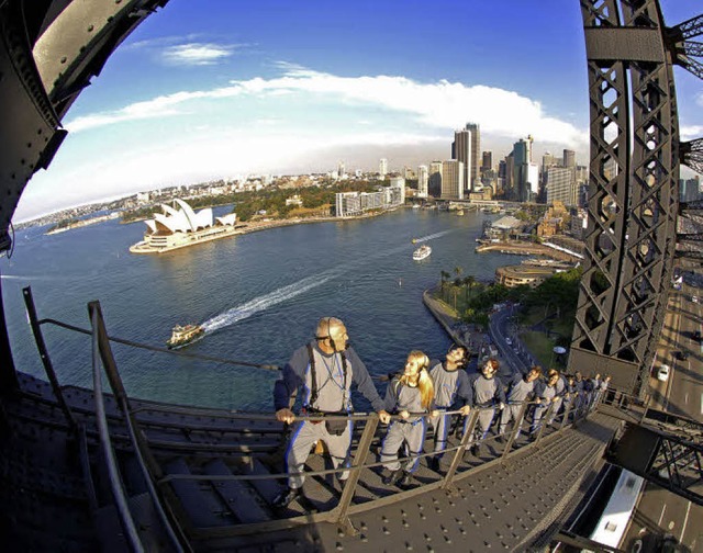 Bridgeclimb: die gefhrte Tour ber den Kleiderbgel Sydneys   | Foto: Stephan Brnjes