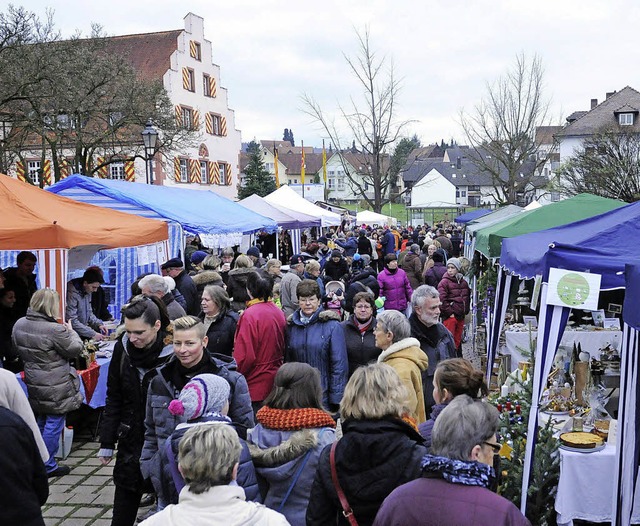 So knnte es am Samstag wieder in Frie...Der Adventsmarkt im vergangenen Jahr.   | Foto: Archivbild: Wolfgang Knstle