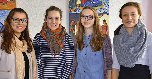 Franziska Siefert (von links), Laura I...hen Mitspieler fr eine Krippenfeier.   | Foto: M. Weber-Kroker