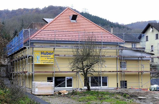 Die Sanierung von Dach und Fassade des...und Spendern weitgehend abgeschlossen.  | Foto: Dietmar Noeske