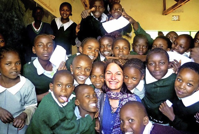 Strahlende Kinderaugen &#8211; Kathari...zwei Jahren Hilfsprojekte in Tansania.  | Foto: Privat