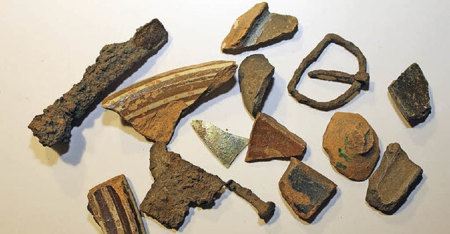 Diverse Fundstcke aus dem Mittelalter  | Foto: Ute Kienzler