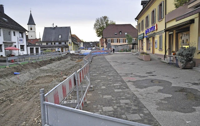 Weiterhin offen bleibt die Stellplatzfrage vor dem Schlegel-Areal in Umkirch.   | Foto: Julius Steckmeister