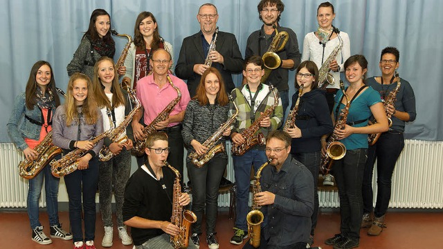 Da ist Musik drin: Die Saxofonisten de...s): Moritz Riesterer, Ditmar Freitag.   | Foto: Stadtmusik