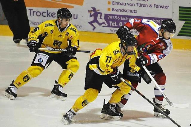 Fotos: Der EHC Freiburg schlgt Tlzer Lwen mit 6:0