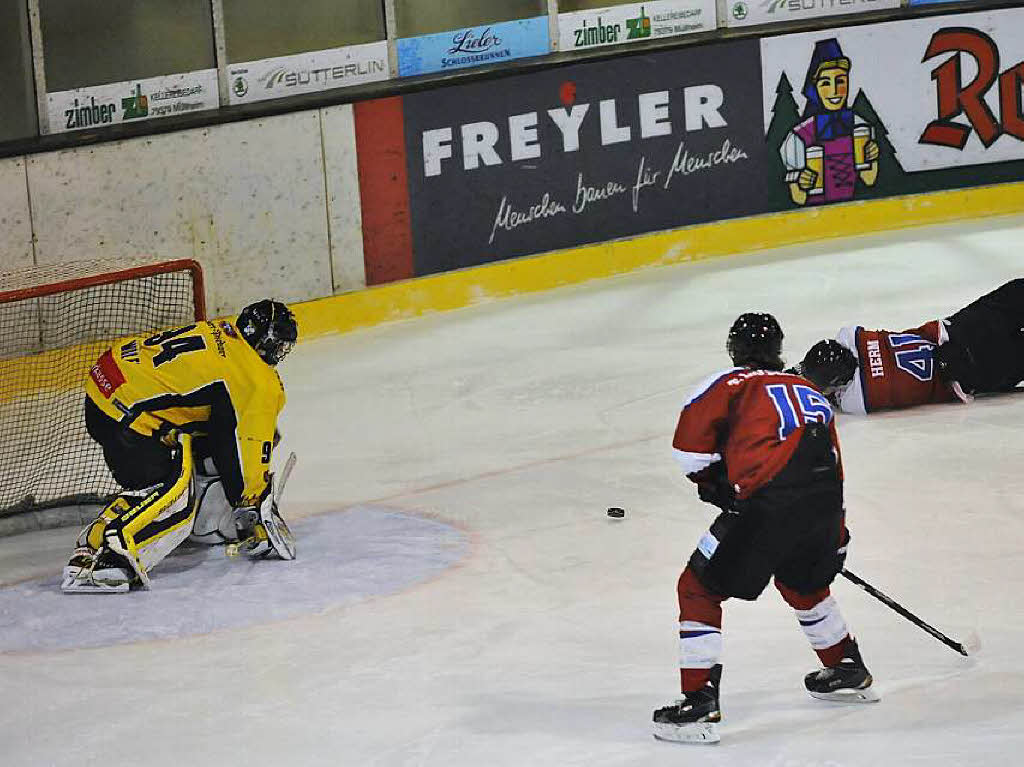 Der EHC Freiburg schlgt Tlzer Lwen mit 6:0