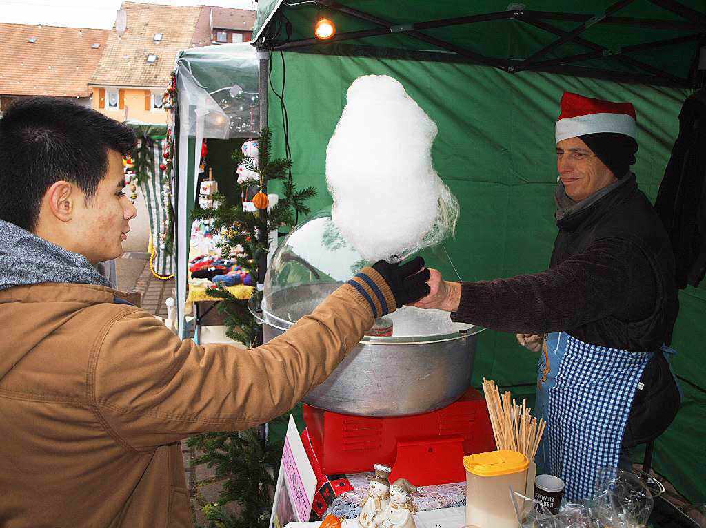 Kenzingen: Zuckerwatte gehrt dazu.