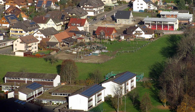 Gerade mal 100 Meter liegen zwischen d...en Altem Rathaus und Rettungszentrum.   | Foto: ManfrEd Lange