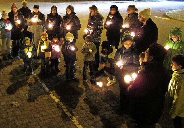 Seit vielen Jahren guter Brauch: das Adventsansingen in Nordweil.  | Foto: Reiner Merz