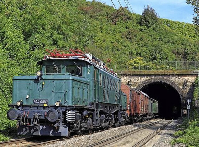 Der Museumszug der IG 3 Seenbahn fhrt...en zum Ravennaschlucht-Weihnachtsmarkt  | Foto: IGS