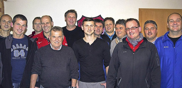 Jugendvorstand und Trainer: (von links... Burger, Rdiger Weis, Oliver Dufner.   | Foto: Daniel Fleig