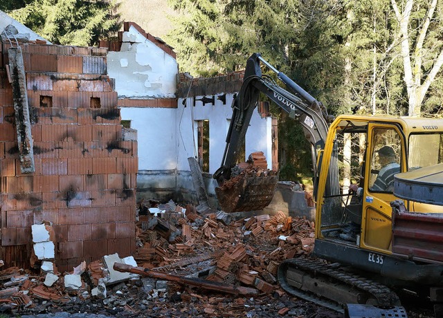 Bevor die Mttlehtte neu aufgebaut wi...gger und andere Gerte zur Verfgung.   | Foto: Jan Breh