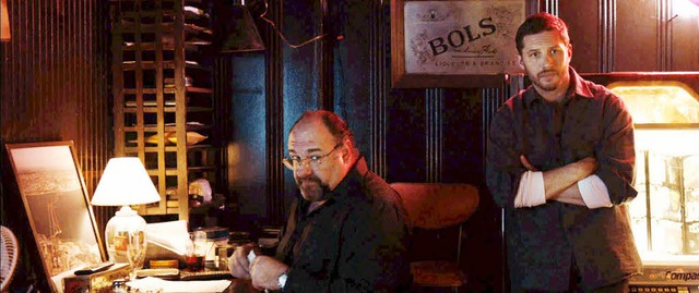 Glcklose Barkeeper: Tom Hardy (rechts), James Gandolfini   | Foto: Fox