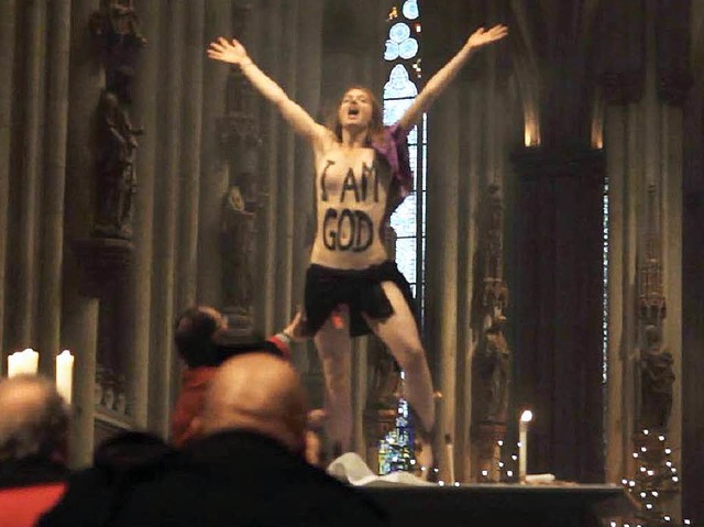 So trat die Femen-Aktivistin im Klner Dom auf.  | Foto: dpa