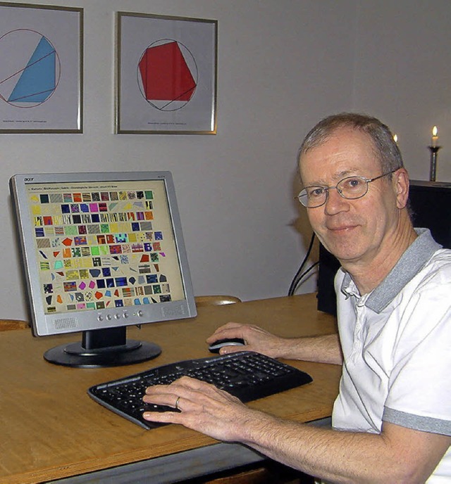 Gerd Janssen ist am PC kreativ &#8211;...jekt Countune luft seit fnf Jahren.   | Foto: Frey