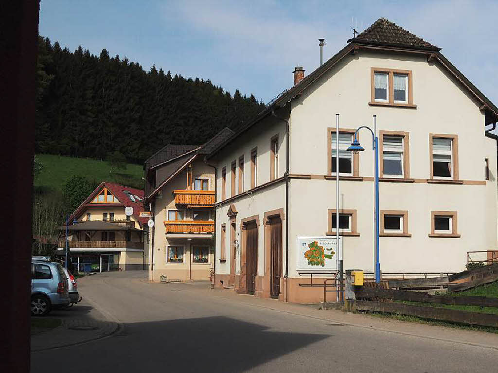 Das Rathaus Biederbach soll abgerissen werden.