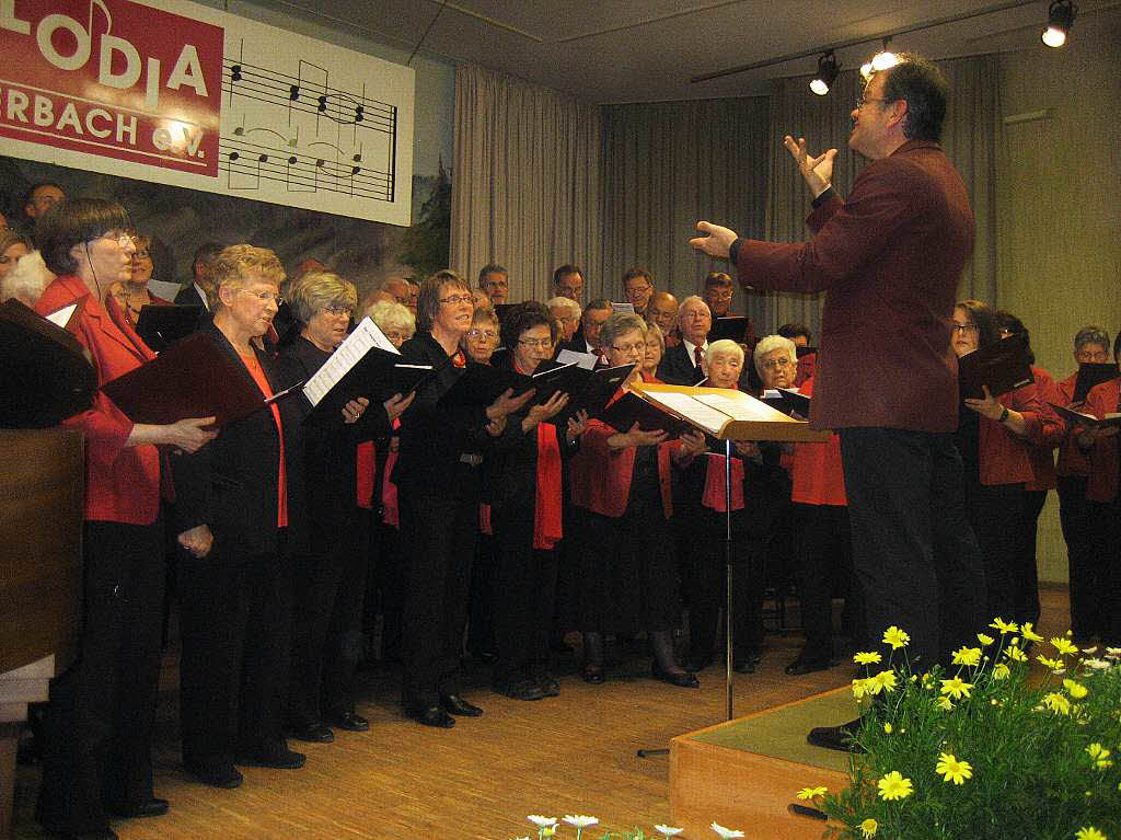 Schne Frhlingsmelodien prsentierten der Gesangverein Melodia unter Leitung von Bernd Zickgraf.