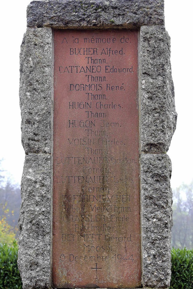 Gedenkstein bei Rammersweier fr die elf Ermordeten   | Foto: Peter Heck