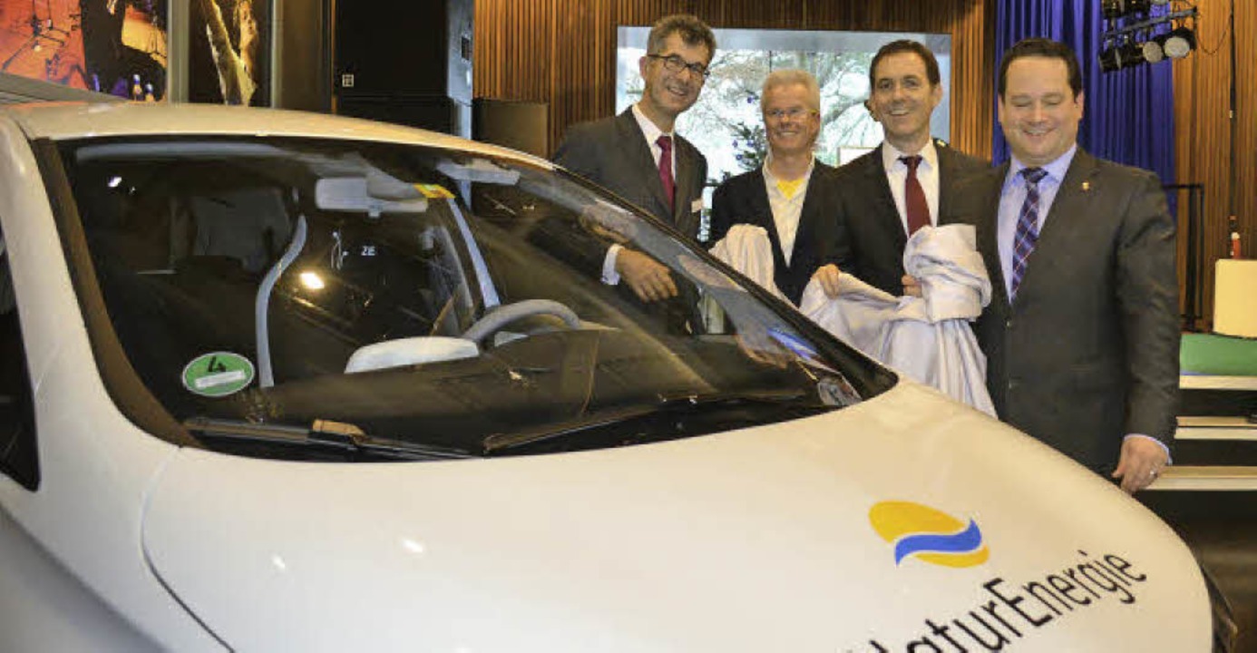 Mit neuer Flotte in die E-Mobilitt: I...giedienst) eins von 40 neuen E-Autos.   | Foto: Nikolaus Trenz