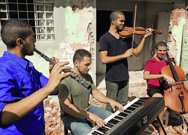 Konzert fr die Nachbarn: Musikschler aus Londrina  | Foto: Wolfgang Wick