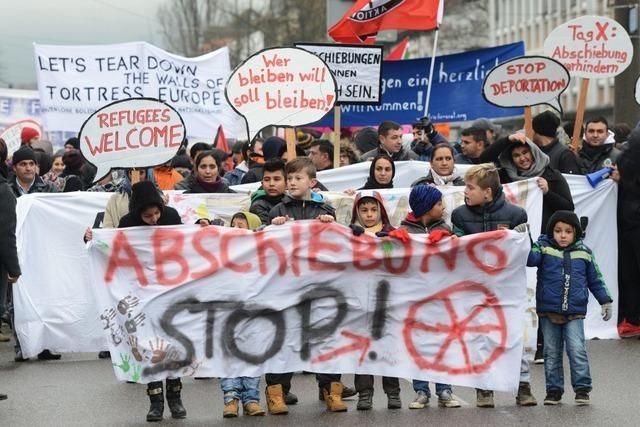 1000 Demonstranten gegen Abschiebungen