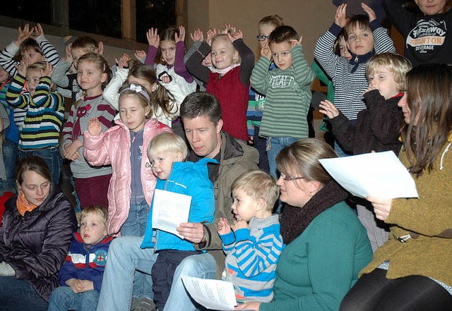 Voll bei der Sache: Die Kleinsten bete...ventskonzert der Musikschule Musikum.   | Foto: BZ