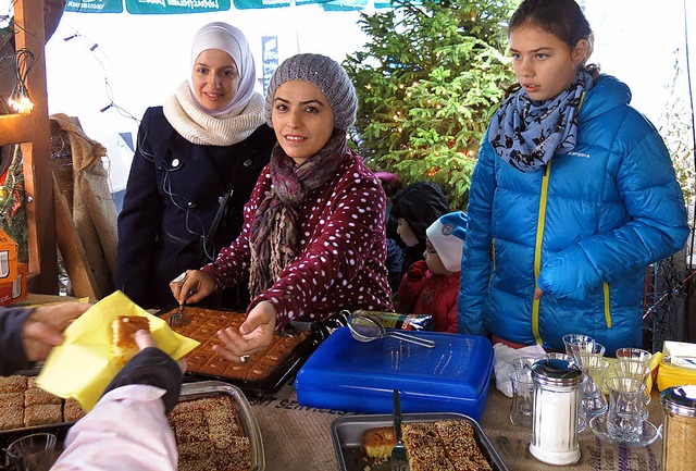 Ein Dankeschn an die Emmendinger: Flchtlingskontakt-Caf der Syrer  | Foto: Georg Vo