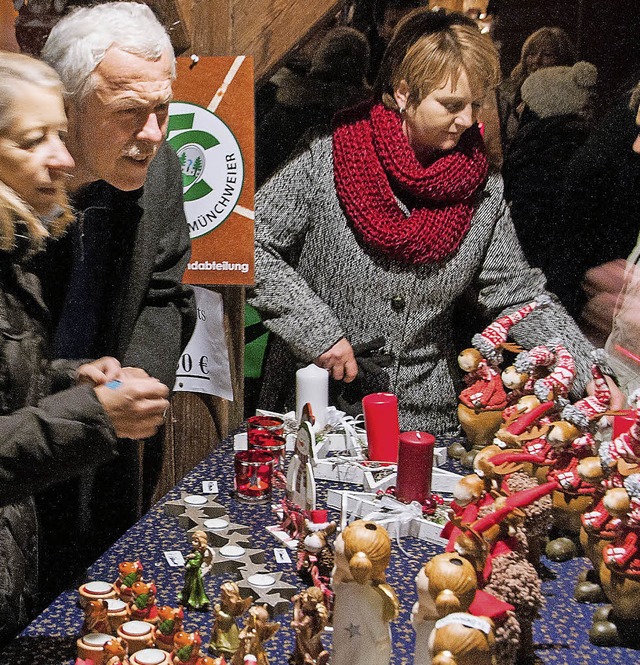 Alles so schn rot hier: handgefertigte Weihnachtsdeko  | Foto: Olaf Michel