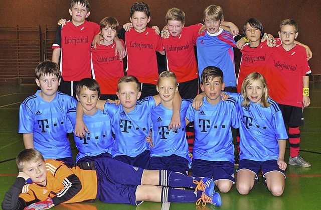 Das Finale der E-Junioren bestritten d...nd) und der FC Freiburg-St. Georgen.    | Foto: S. Pichler