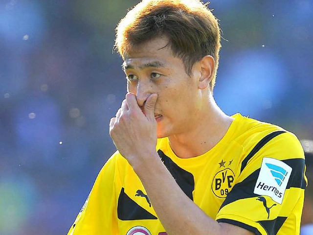 In Dortmund hat Dong-Won Ji bislang nur in der zweiten Mannschaft gespielt.  | Foto: dpa