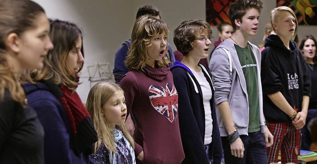 Auch der Chor der Schule wirkt bei den Auffhrungen mit.   | Foto: Christoph Breithaupt