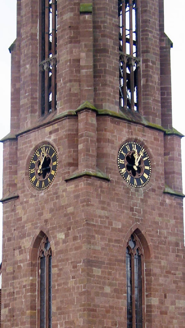 Ruhe bitte!: Die  Eichstetter Kirchtur...d 6 Uhr frh ihren Glockenschlag ein.   | Foto: gustav rinklin