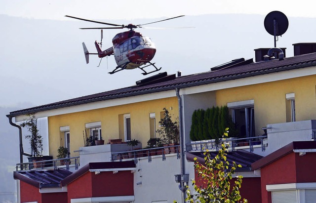 Wenn&#8217;s schnell gehen muss: Hier ... mit dem Hubschrauber ins Rieselfeld.   | Foto: Patrick Seeger