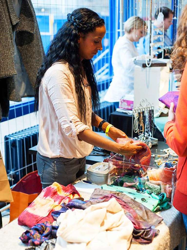 T-Shirts, Taschen und Dekogegenstnde fr modebewusste Freiburger konnten beim 