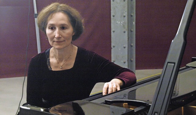 Die knstlerische Leiterin der Reihe &...bschluss Schumann, Beethoven und Liszt  | Foto: Karin Stckl-Steinebrunner