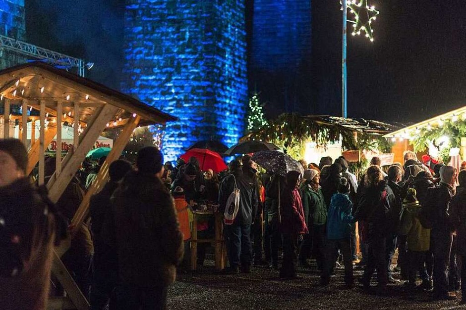 Phillipp Geists Lichterbilder auf Pfeilern und Bögen des Ravenna-Viadukts boten Besuchern ein spektakuläres Erlebnis. (Foto: Daniel Antoniutti) Phillipp Geists Lichterbilder auf Pfeilern und Bögen des Ravenna-Viadukts boten Besuchern ein spektakuläres Erlebnis. (Foto: Daniel Antoniutti)