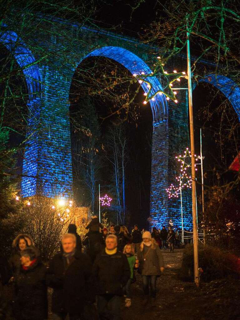 Phillipp Geists Lichterbilder auf Pfeilern und Bgen des Ravenna-Viadukts boten Besuchern ein spektakulres Erlebnis.