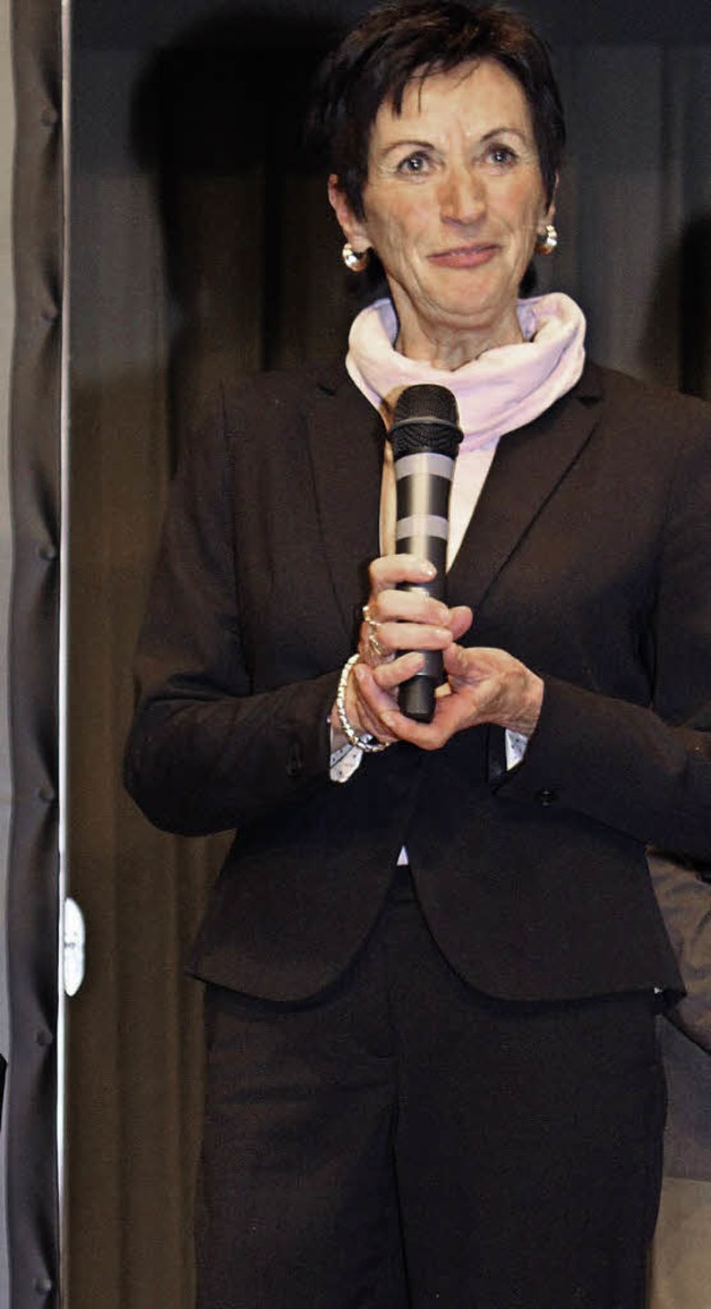 Finanzbuchhalterin Evelyn Dufner wurde in den Ruhestand verabschiedet.   | Foto: Gert Brichta