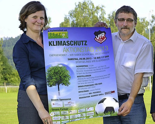 Durch Aktionen wie dem Klimaschutztag ...utzmanagerin Bernadette Kurte (links).  | Foto: lge
