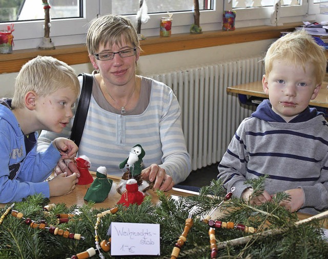Reienden Absatz fanden Weihnachtsdeko...nachtsmarkt in der Lichtenbergschule.   | Foto: Gert Brichta
