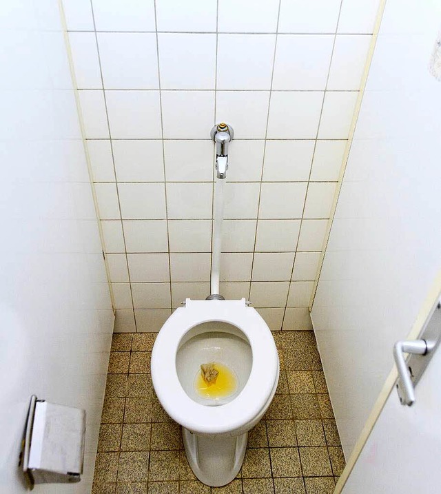 Nicht lecker: die Toiletten der Adolf-Reichwein-Schule.  | Foto: Ingo Schneider