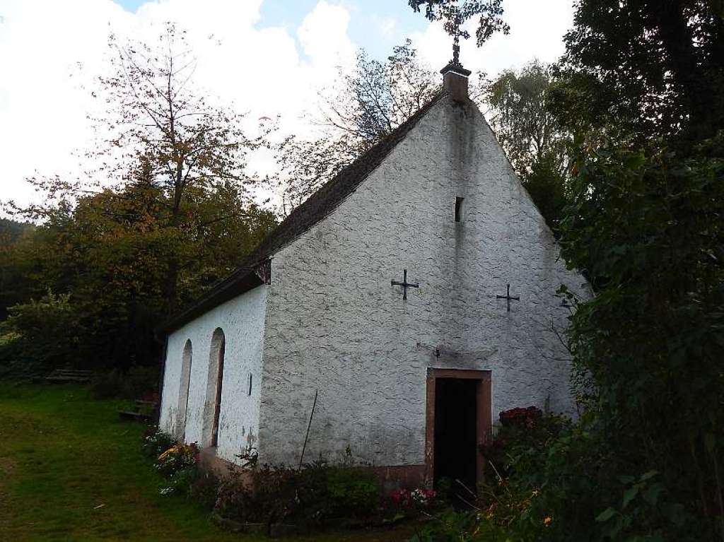 Neungeschwisterkapelle bei Siensbach.