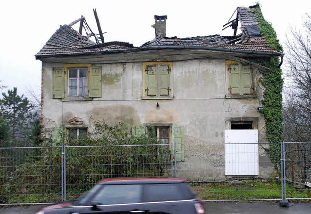 Ob dieses Haus an der Warmbacher Stra...mer wohnte bis vor kurzem im Keller.   | Foto: Ralf Staub