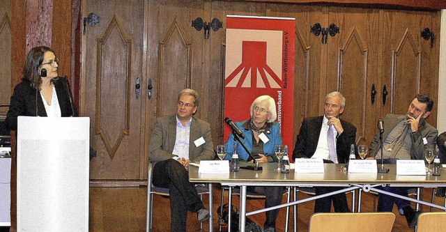 Regine Koch-Scheinpflug kndigt auf de...uhm, Jrgen Zieger und Andreas Bialas.  | Foto: ZVG