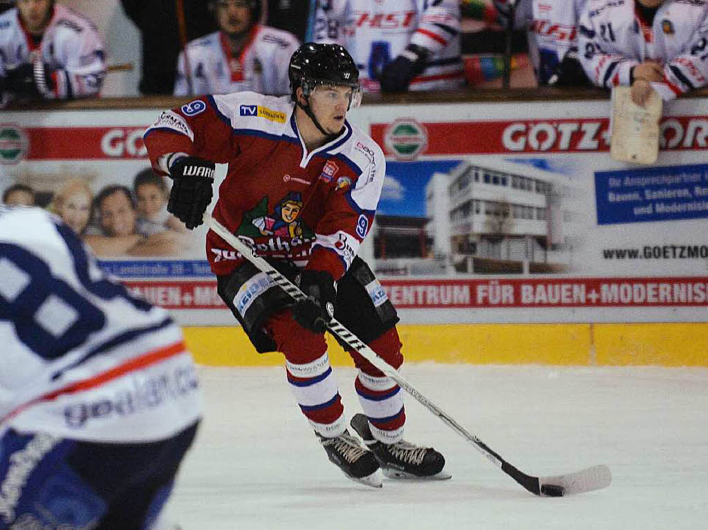 Eishockey ist normalerweise kein kuscheliges Spiel. Anders beim EHC Freiburg: Da hat es beim Spiel gegen Selb jede Menge Plsch von den Tribnen geregnet.