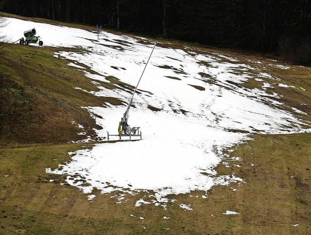 So sah es zuletzt in weiten Teilen des...f ausreichend Schnee fr seine Kurse.   | Foto: dpa