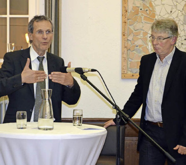 Professor Wolf Hammann vom Integration...chen Gemeindezentrum St. Margarethen.   | Foto: Nikolaus Bayer