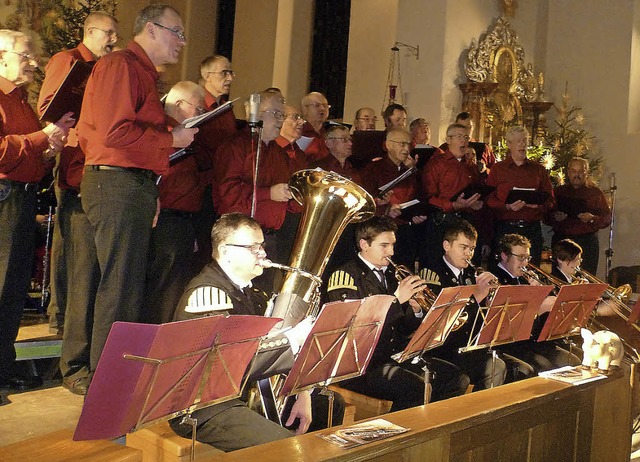 Festliches Adventskonzert in der Kirch...skapelle Wieden harmonierten perfekt.   | Foto: Rasenberger