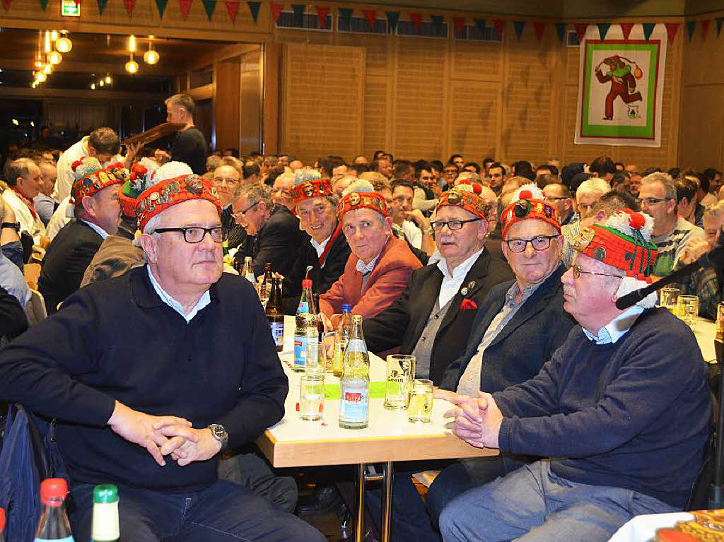 Der Narren Zahl war ohne End : Kein Platz mehr frei im Haus des Gastes.